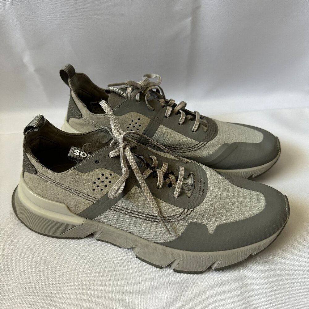 Sorel Men's Size 8 Kinetic Rush Ripstop Sneaker Dark and Light Gray